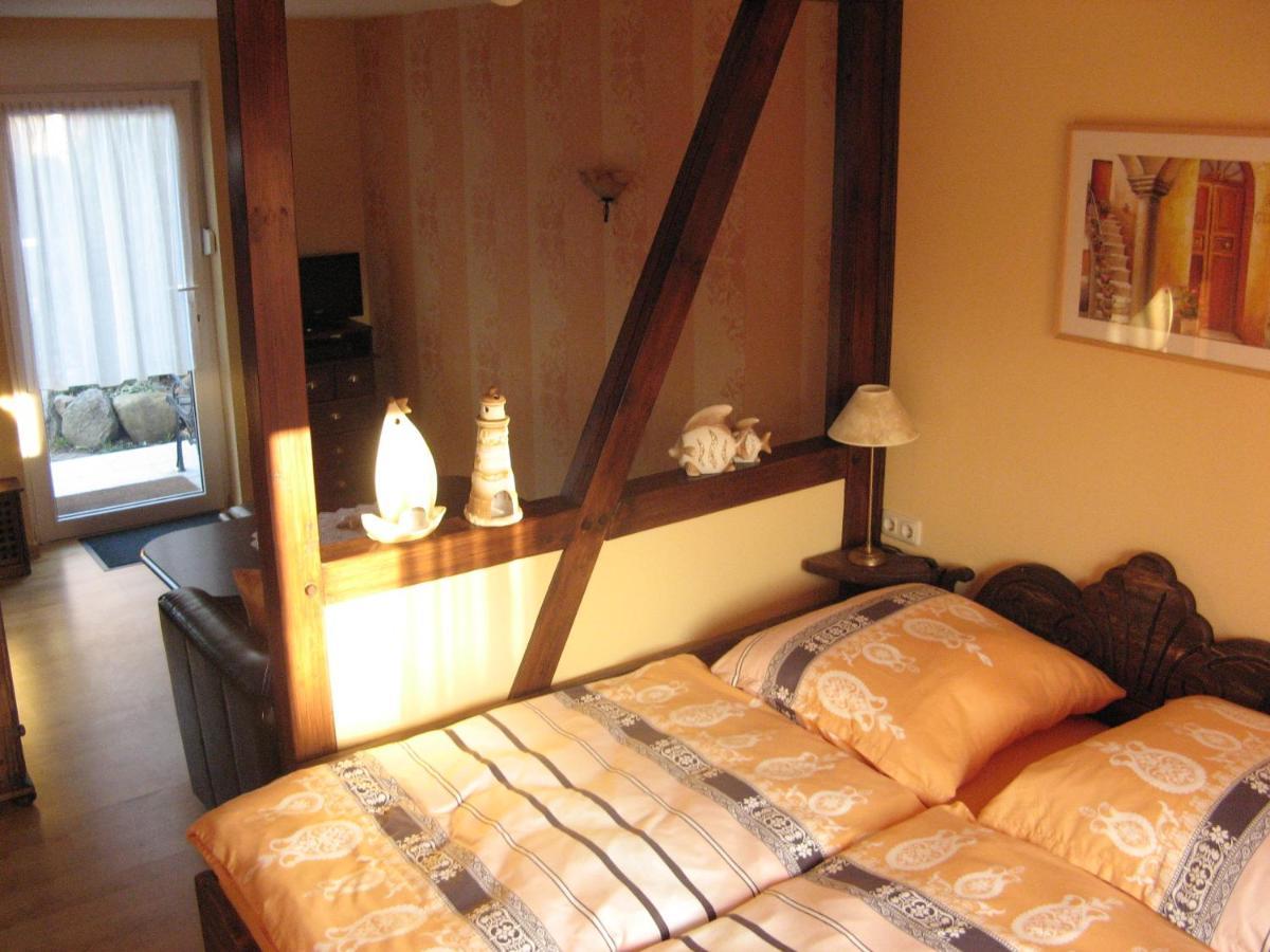 Ferienzimmer Huehnernest Hirtenweg 3 Zingst Esterno foto