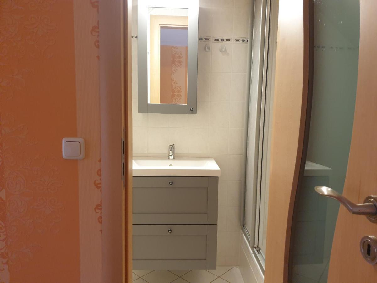 Ferienzimmer Huehnernest Hirtenweg 3 Zingst Esterno foto